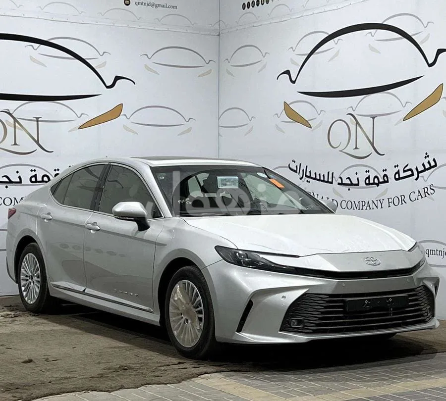 تويوتا كامري LE 2026 جديد فتحة سقف شاشة كاميرا - الرياض