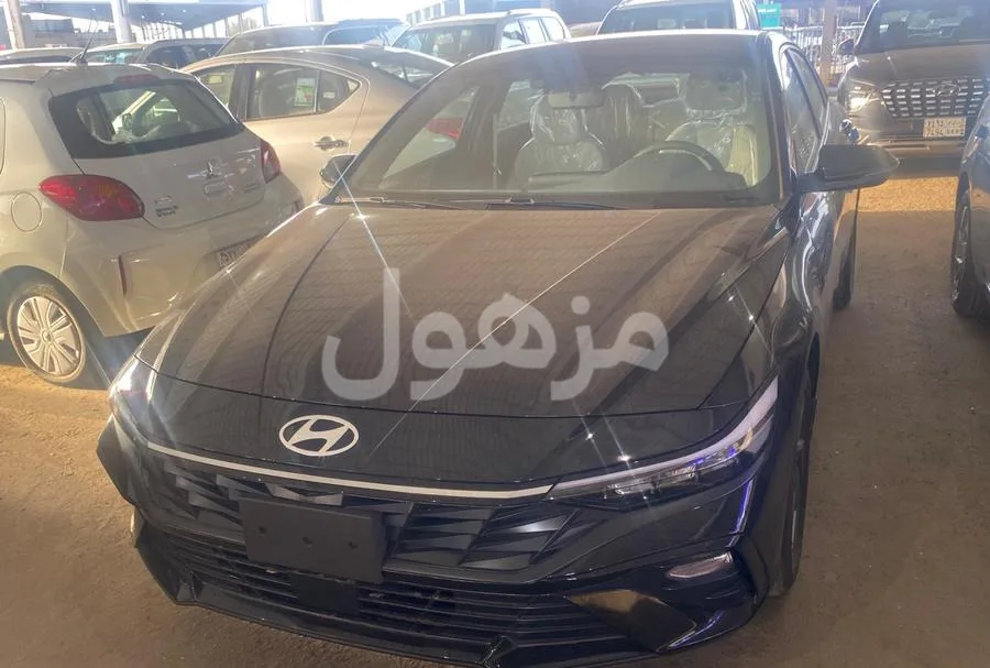 Hyundai Elantra 2026 Smart, Camera, Screen, Cruise Control - Jeddah