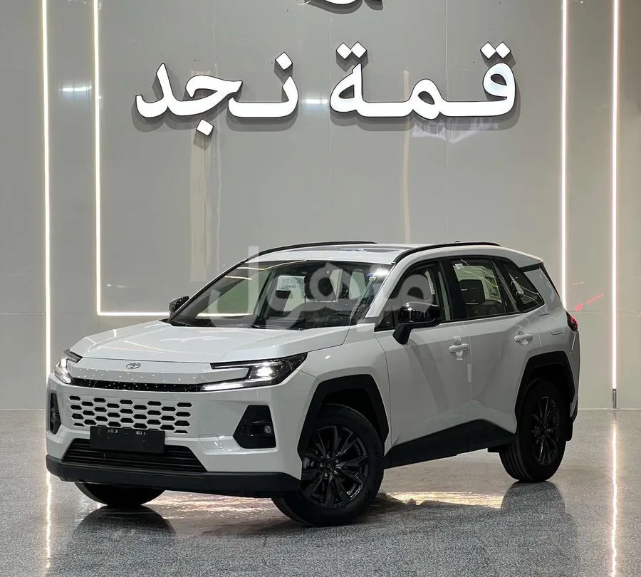تويوتا راف فور 2026 XLE تماتيك بنزين فتحة سقف - الرياض