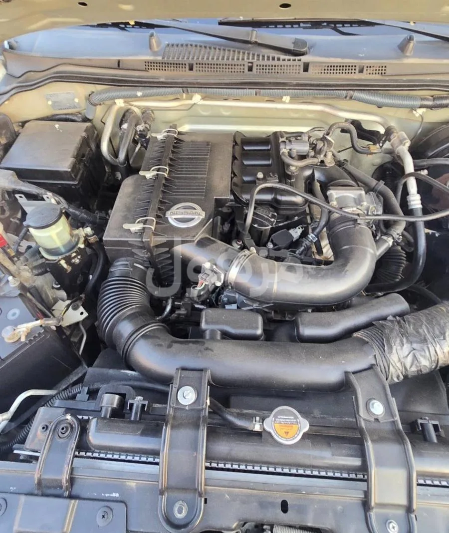 Nissan Navara 2010 engine