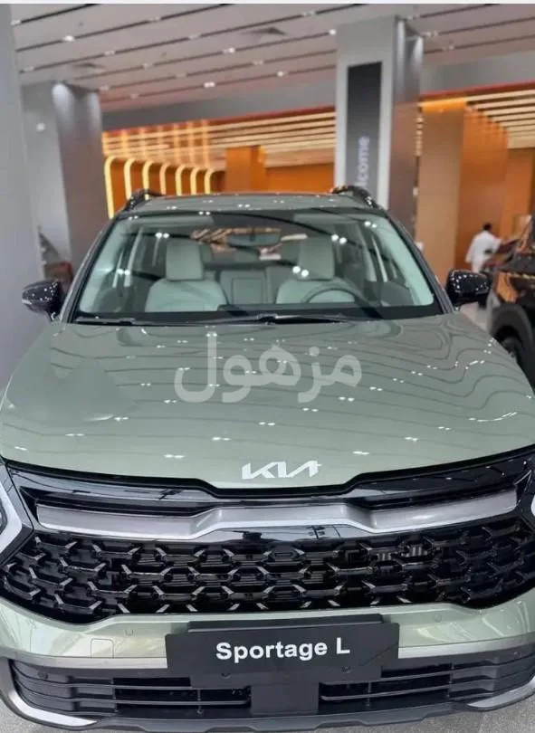 Kia Sportage 2026, Mid Option, Panoramic Roof, Leather - Makkah