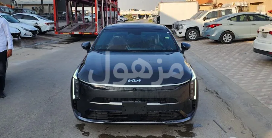 كيا K8 2026 فل كامل شاشة بانورامية 12.3 بوصة - جدة