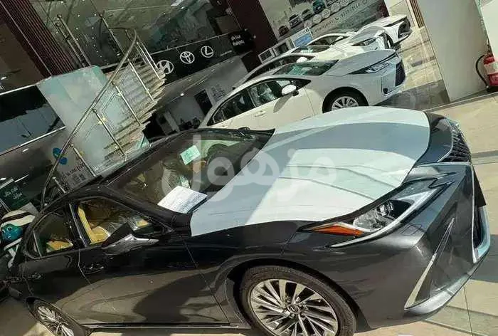 Lexus ES350 2025, New, 6-Cylinder Petrol, Automatic - Jeddah