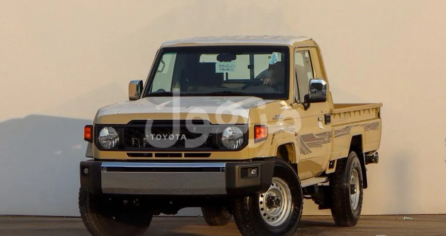 Toyota Land Cruiser pickup diesel manual gearbox, salq, diff lock, model 2026
