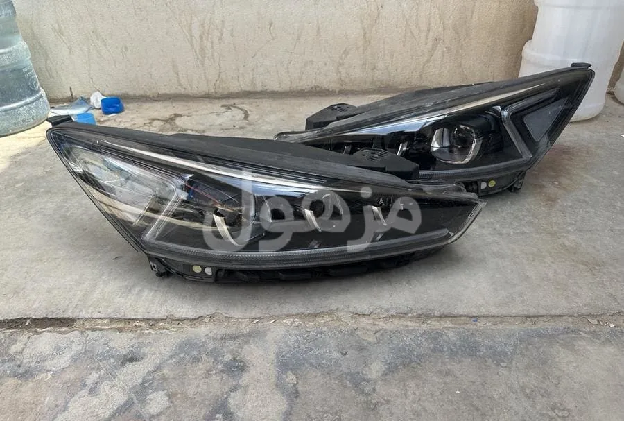 Cadenza headlights, three lenses, right and left, original from the agency, 2017-2020