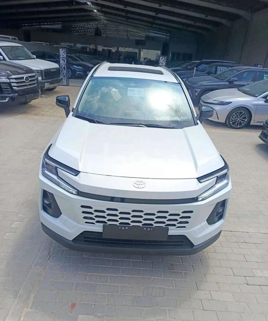 Toyota RAV4 2026, Mid Option XLE, 4WD, Saudi - Riyadh
