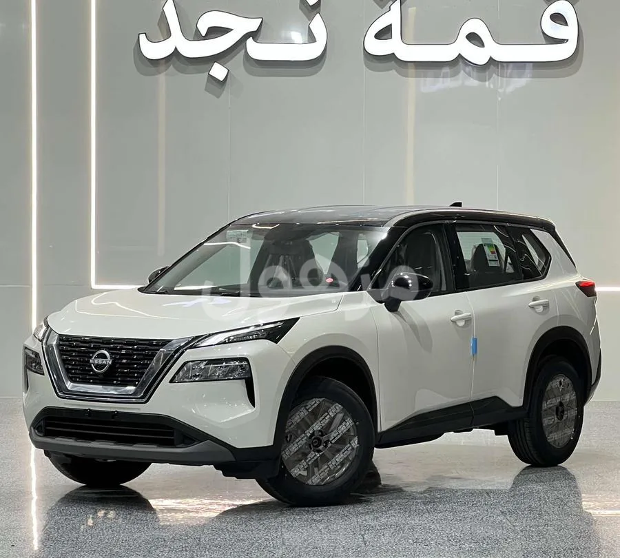 نيسان اكستريل استاندر 5 مقاعد بدون دبل بنزين قطري 2026