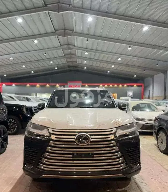 لكزس LX600 2026 فتحة سقف شاشات خلفية كاميرا 360 - الرياض - رقم الإعلان 666138