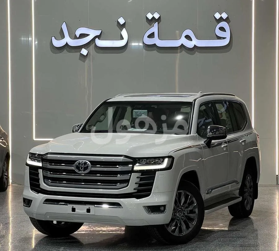 تويوتا لاندكروزر VX 2026 فتحة سقف ثلاجة JBL - الرياض