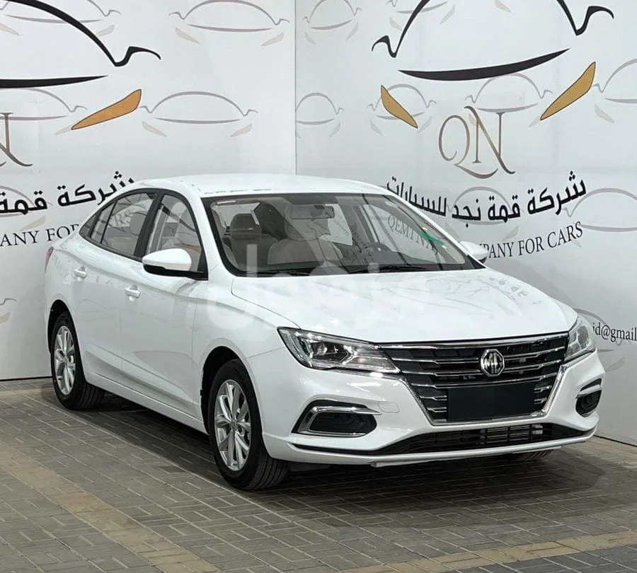 MG 5 Standard, old shape, 2025, at the lowest prices
