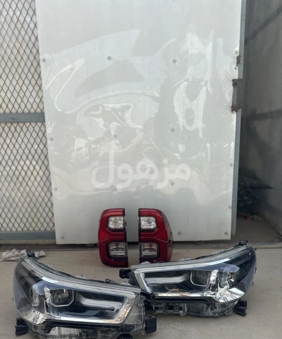Lights and tail lights Hilux 4x4 2021-2022-2023-2024-2025