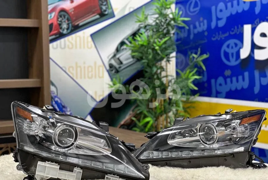 شمعات لكزس GS350 عدسه موديل 2014 اصلي وكاله